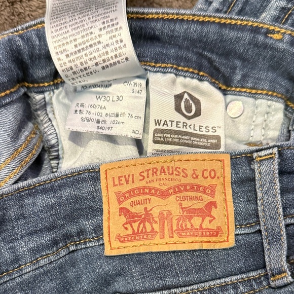 Levi's 711 Skinny Jeans - Picture 6 of 6
